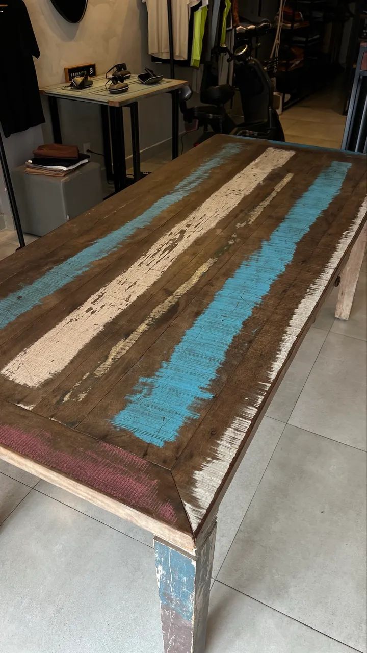 Mesa de madeira maciça  - Foto 2