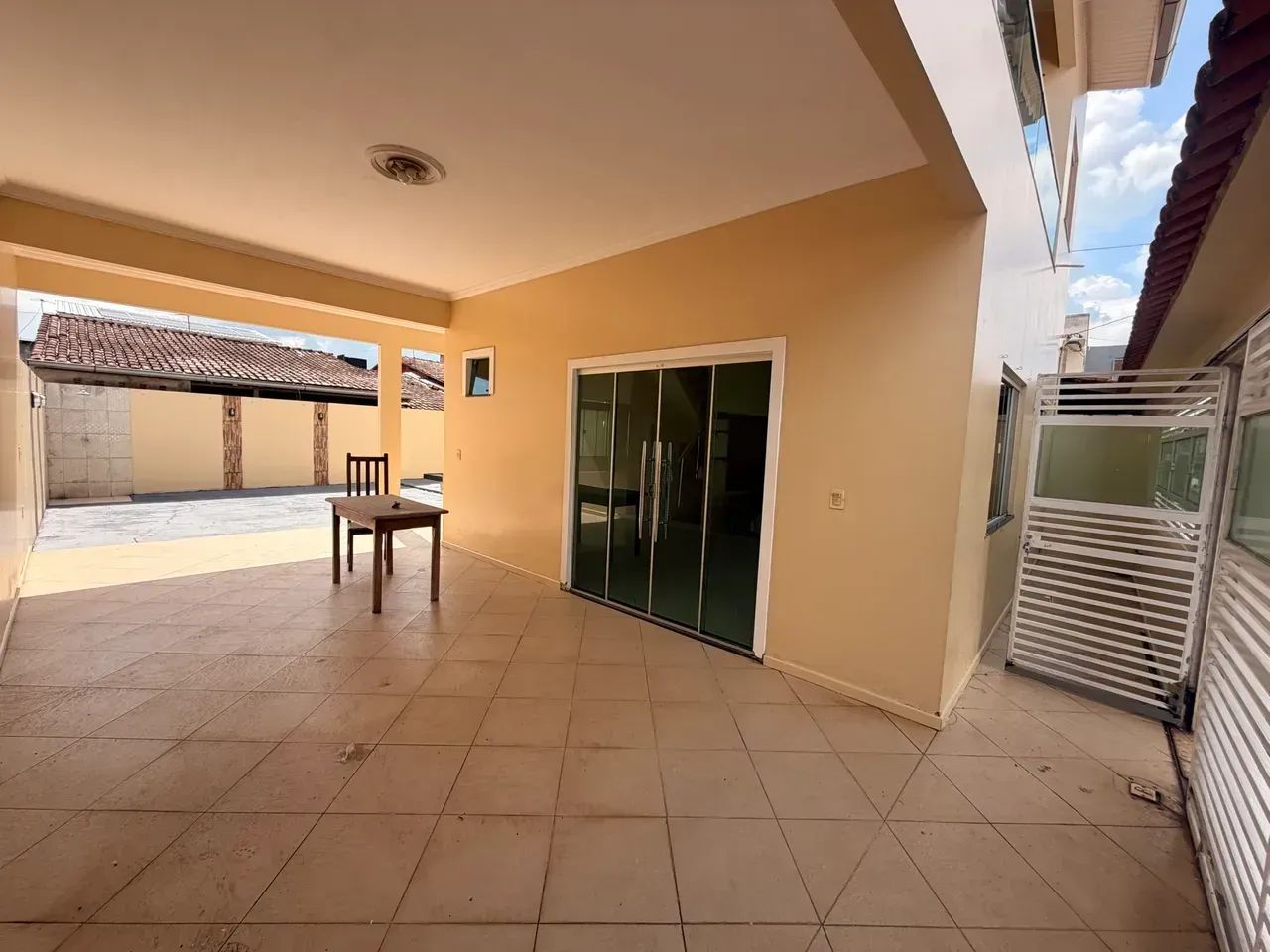 CASA DE 2 andares com 3/4 1 suite e tres vagas - Foto 5