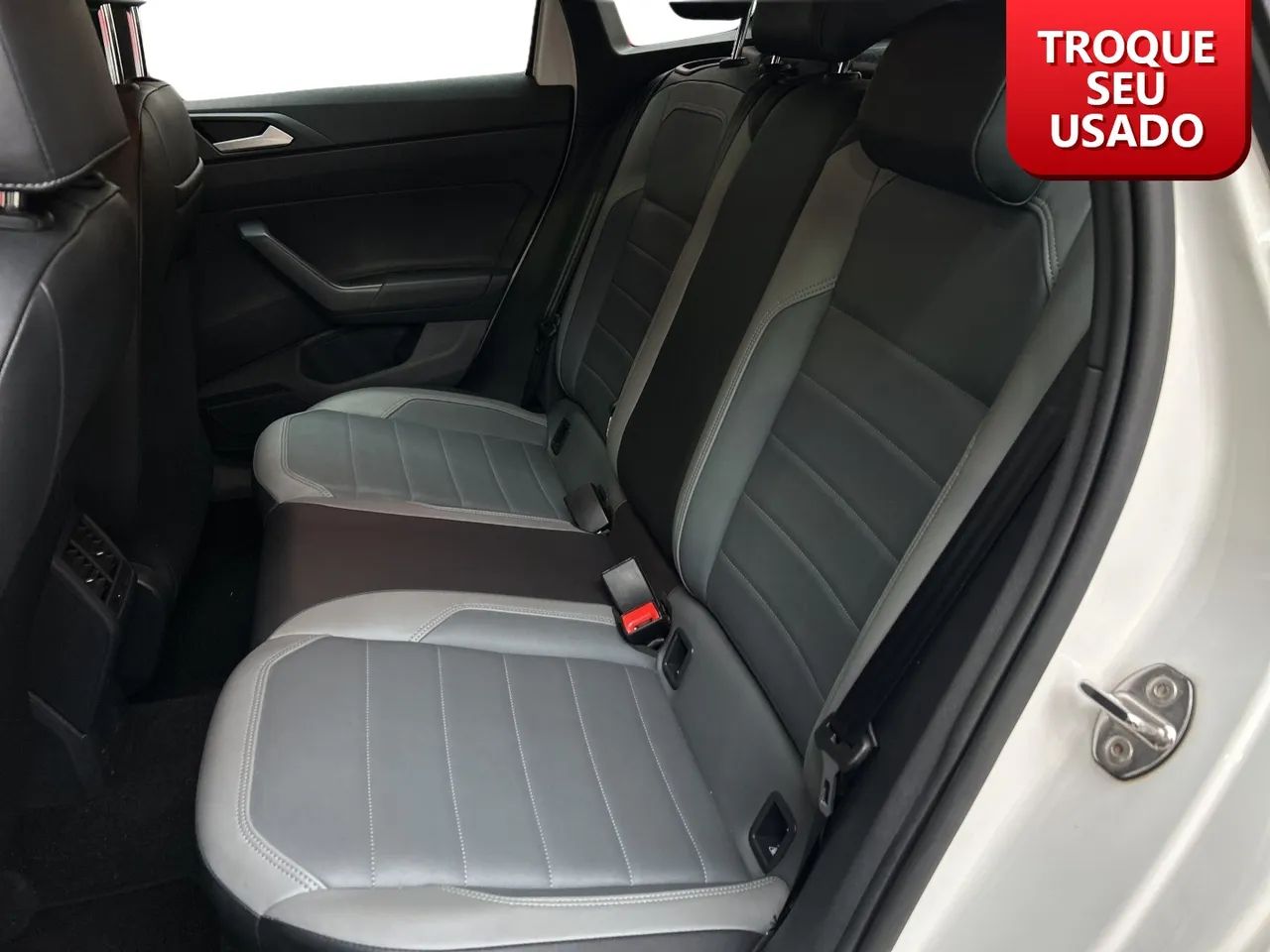Volkswagen Nivus Highline 1.0 200 TSI Flex Aut., foto 11 de 17