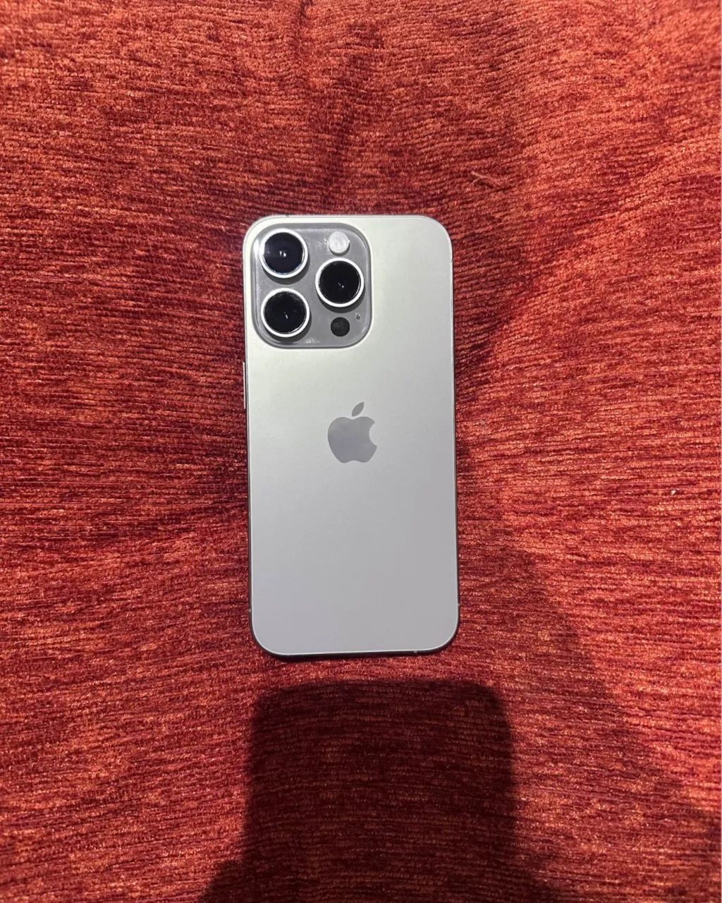 iPhone 15 pro  - Foto 2