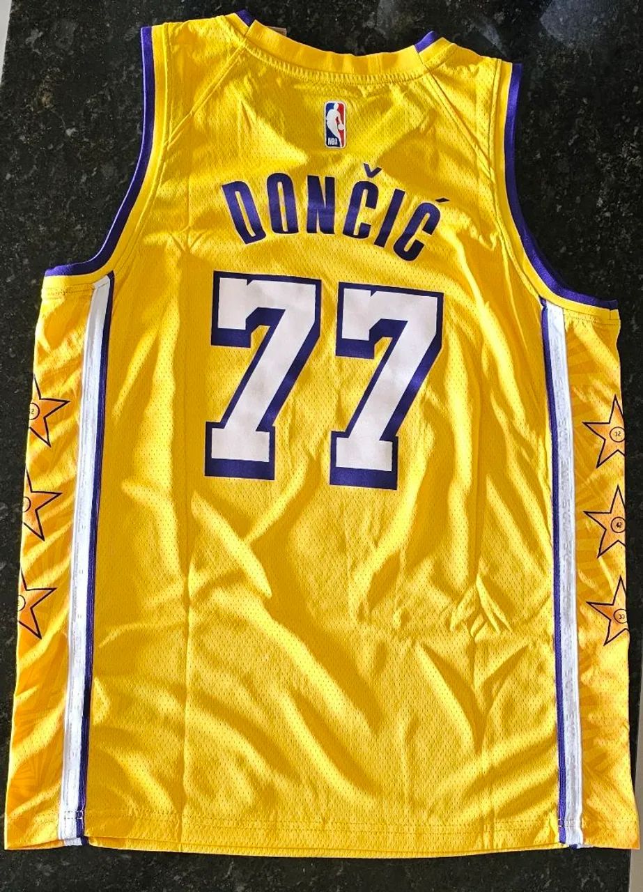 Camisa de Basquete - Lakers - Doncic G - Foto 2
