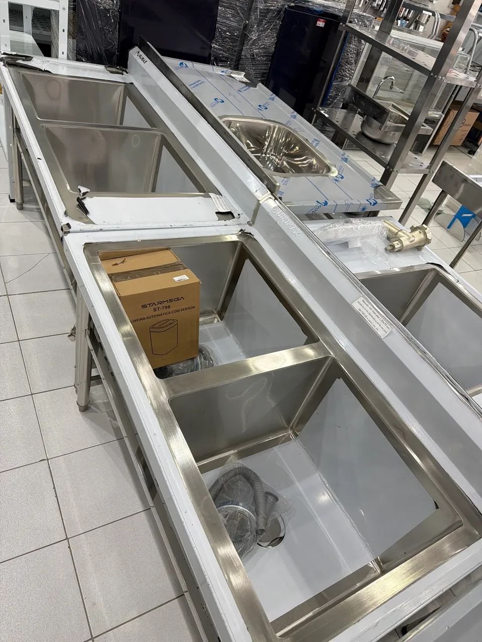 Bancadas com pia - Foto 3