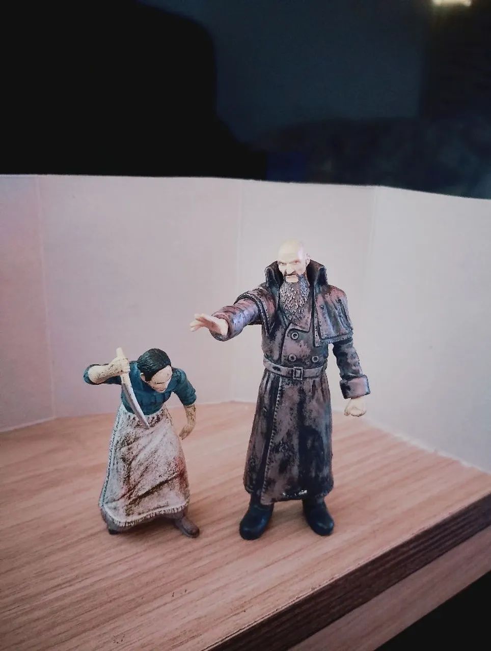 Action Figures Biohazard 4 Bitorez + Aldeã oficial Capcom 