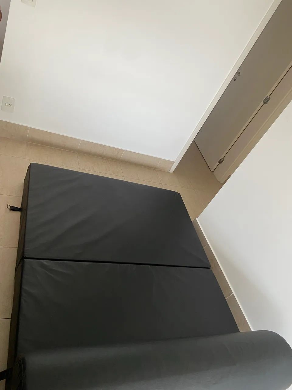 Sofá Cama Preto - Tok Stok - Foto 3