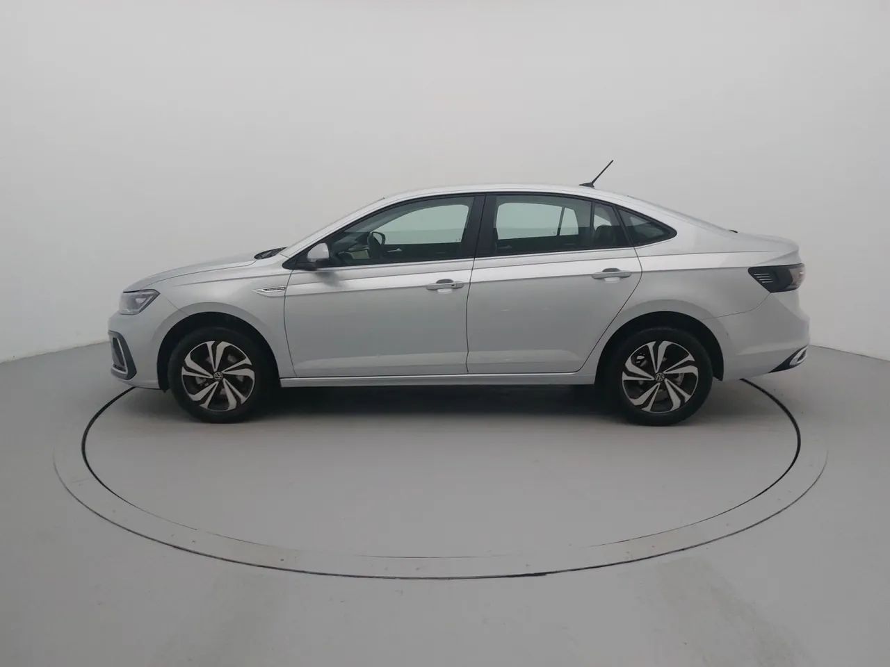 Volkswagen Virtus TSI 1.0 Flex 12V 4p Aut., foto 2 de 18
