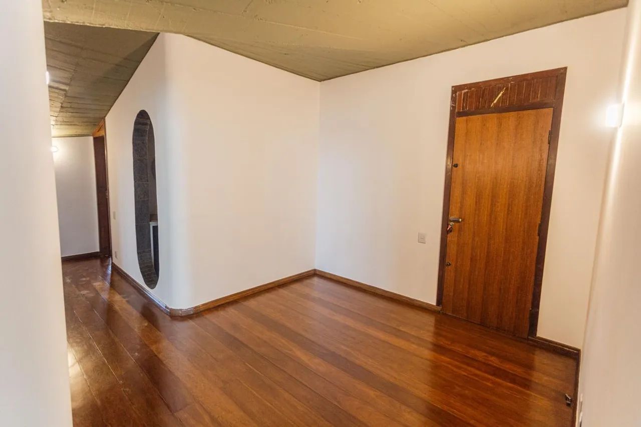 Apartamento à Venda - São Lucas, 4 Quartos, 183 m2
