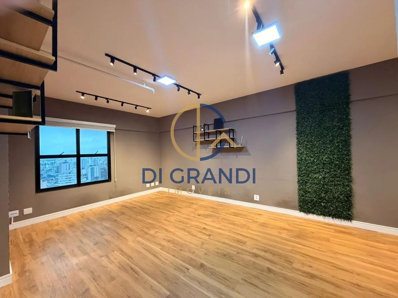 Excelente oportunidade de locação de sala comercial em condomínio no Centro de Campinas-SP