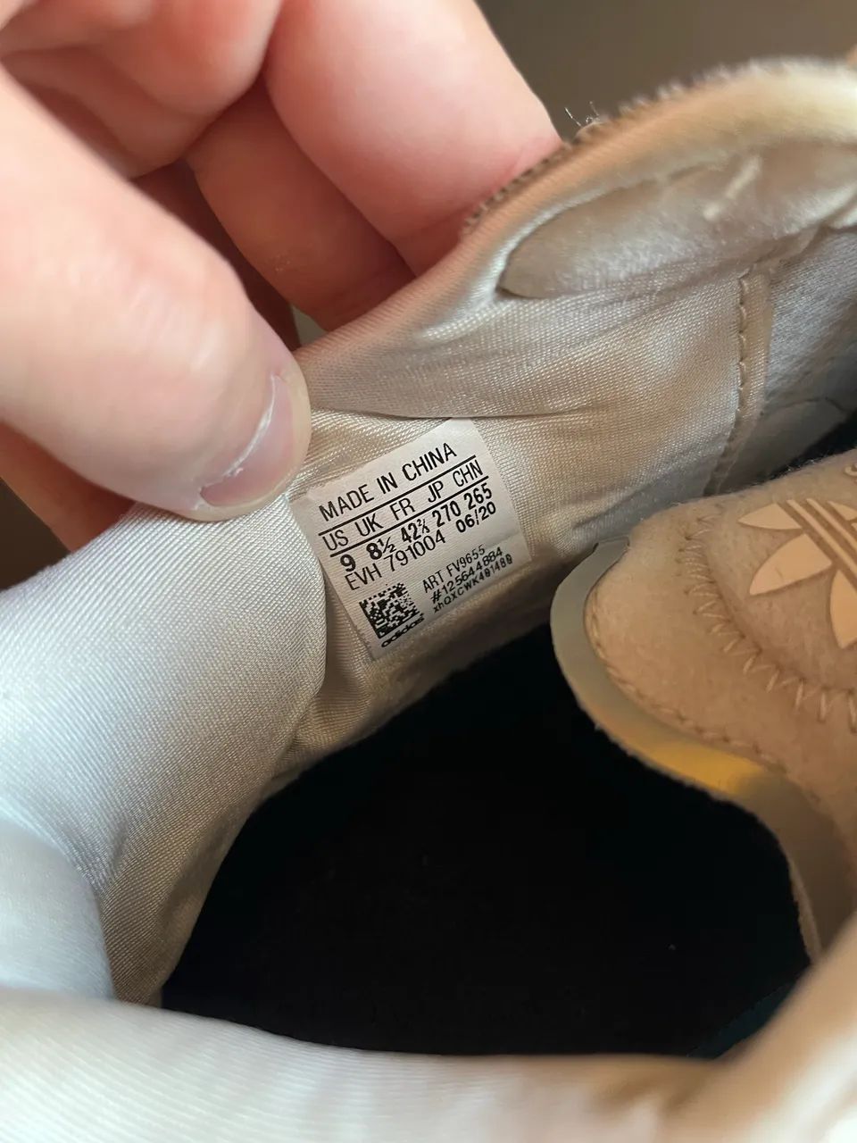 Tênis adidas ozweego - Foto 2