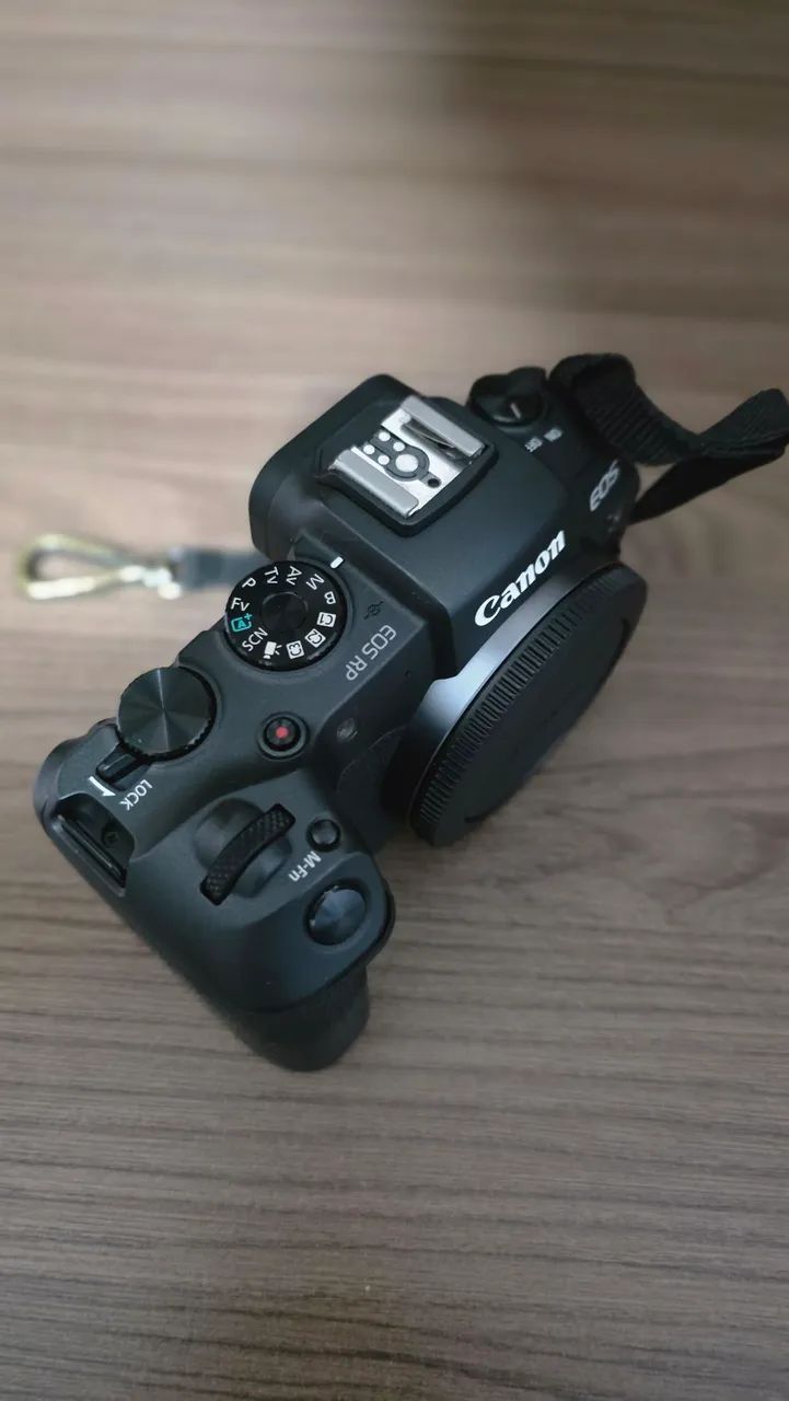 Canon EOS RP Full Frame - Câmera Impecável / Backup com Baixo Uso - Foto 3