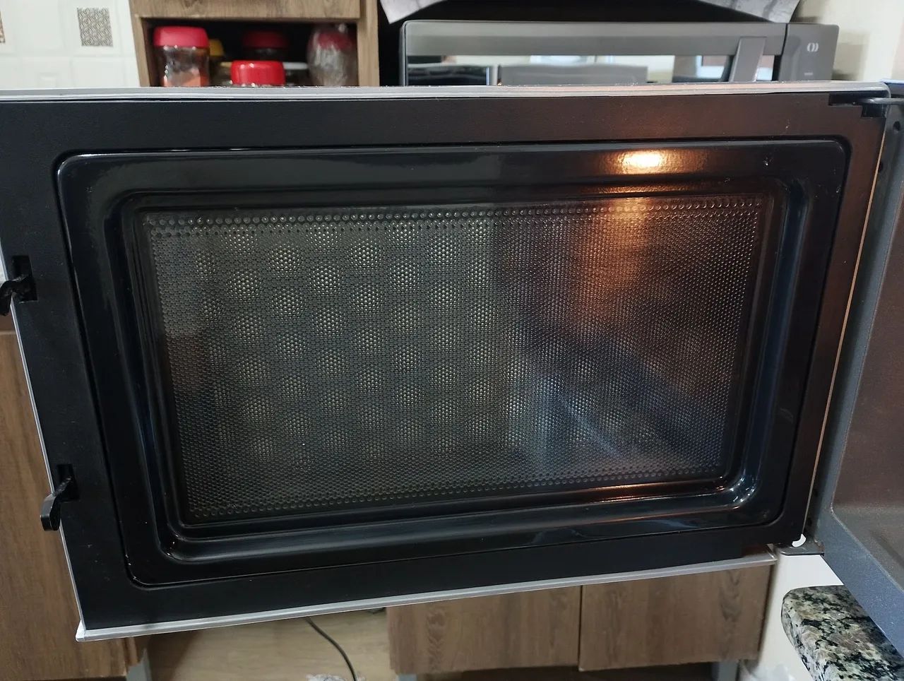 Microondas LG 30 litros com Grill. - Foto 4