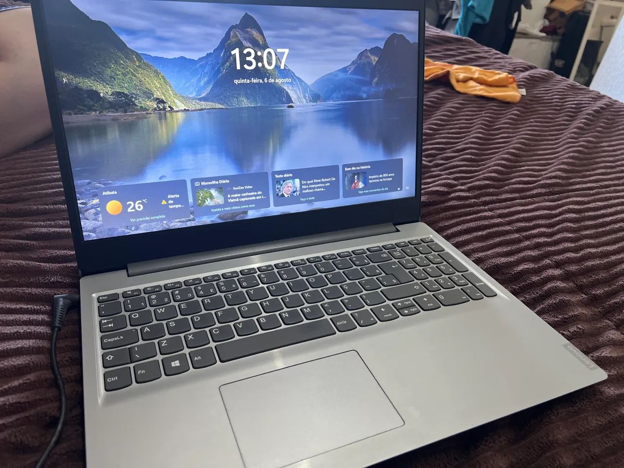 Notebook Lenovo  - Foto 2