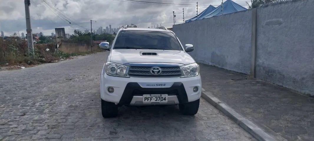 Toyota Hilux SW4 SRV D4-d 4X4 3.0 TDI Dies. AUT 2011