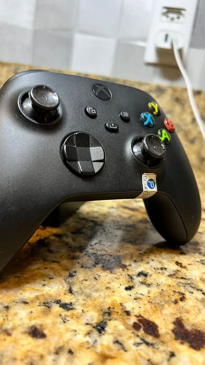 Xbox one x, 2 controles! - Foto 4
