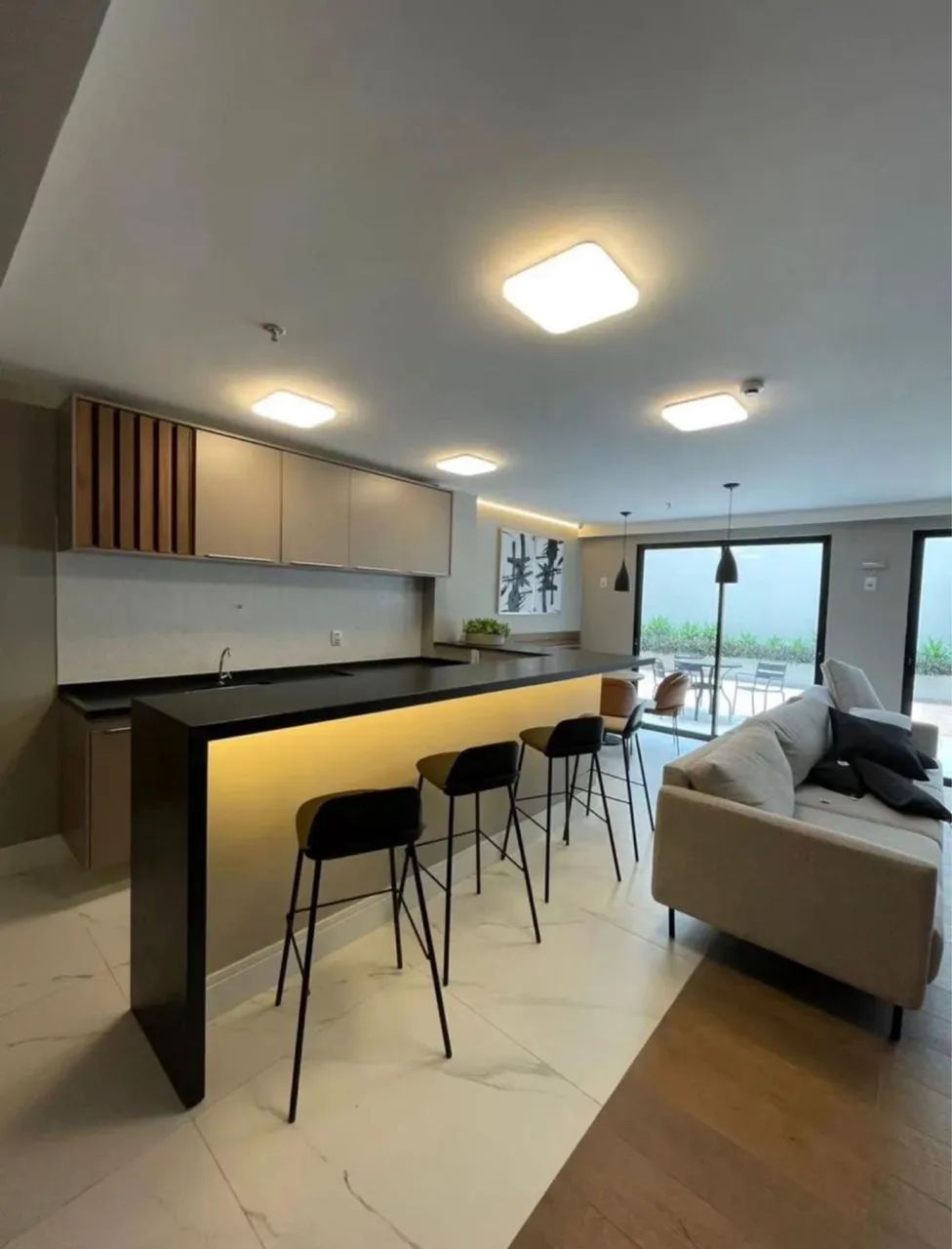 Flat Jardim Amália mobiliado, com eletros , ar . Completíssimo!  - Foto 3