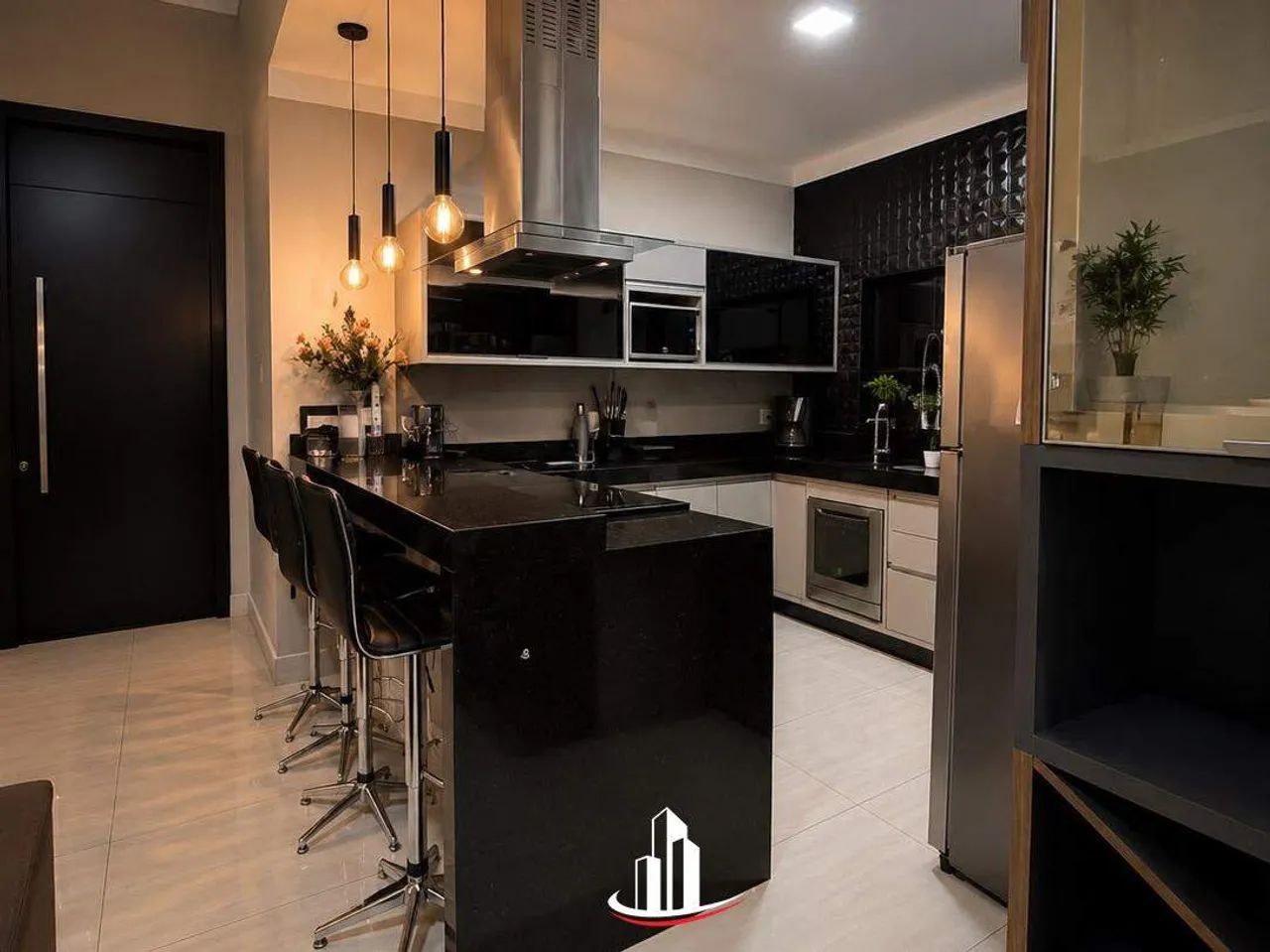 Casa 4 Quartos, no Bairro Estados Unidos, com Suíte Master e Energia Solar - Foto 5