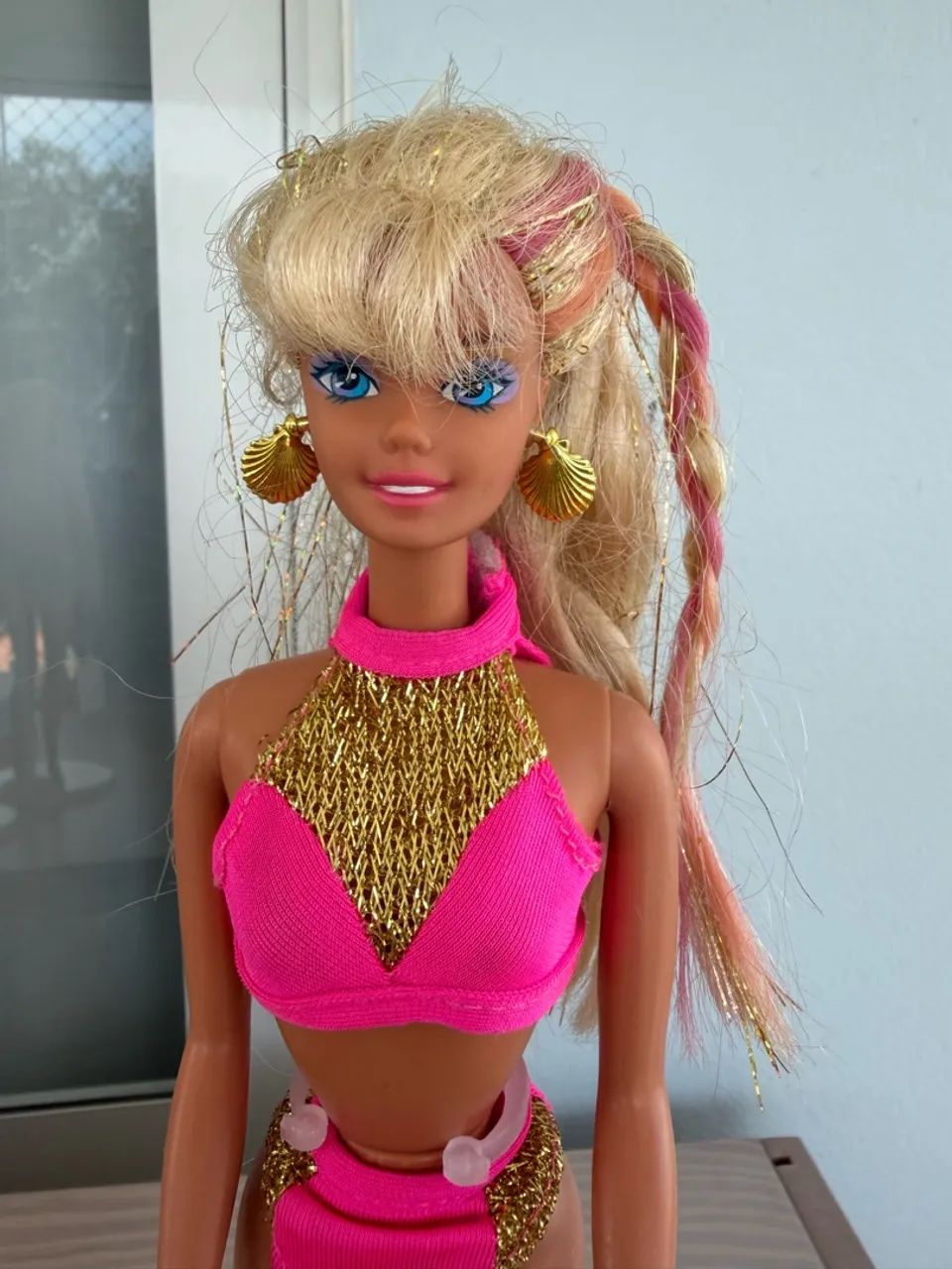 Barbie Splash 'n Color com brinco - Foto 2