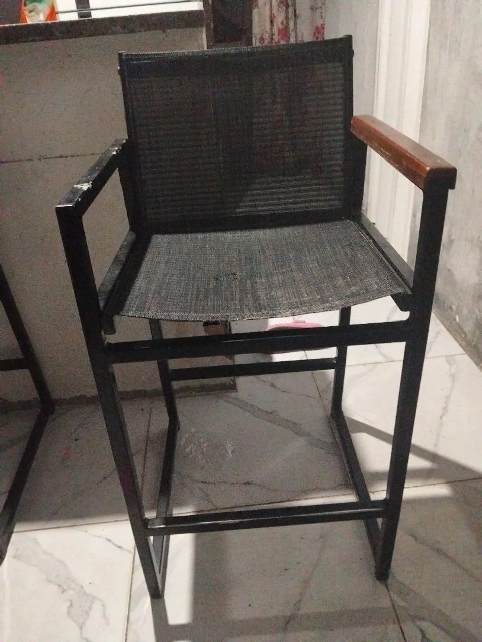 Cadeira de bancada 