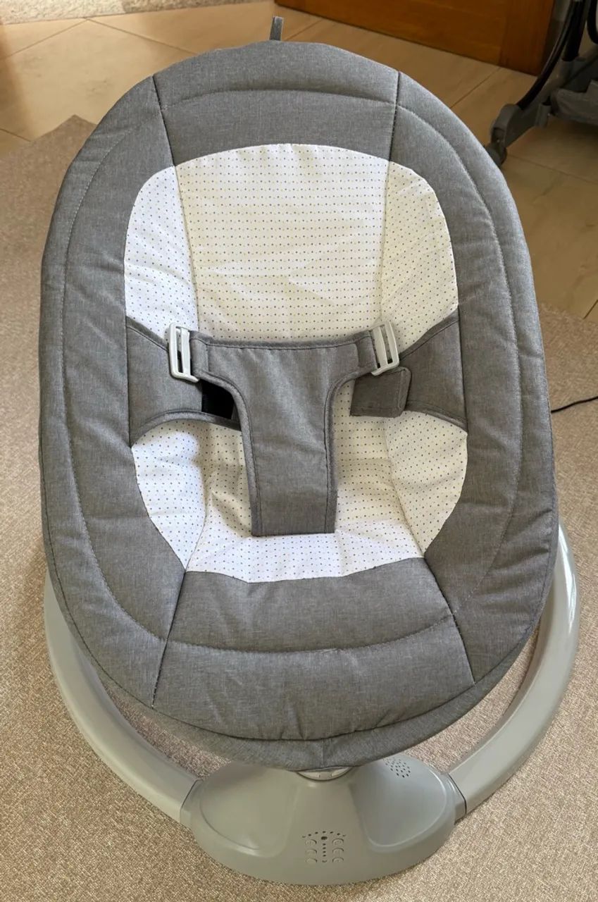 Cadeira de balanço elétrica automática para bebês  - Foto 3