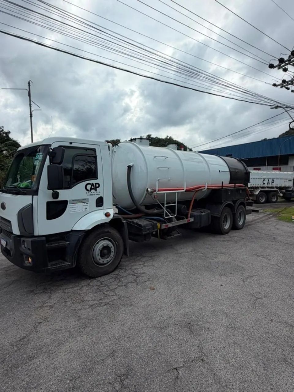 FORD CARGO 2429 2014 ? COMBINADO HIDROJATO + VÁCUO - LIMPA FOSSA
