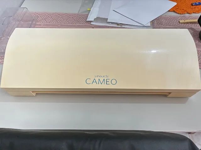 Silhouette Cameo 3