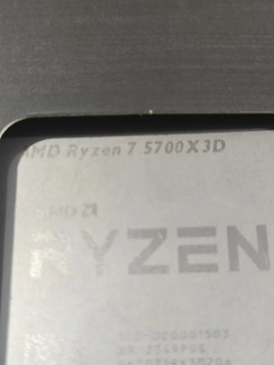 Ryzen 7 5700X3D NOTAFISCAL E CAIXA nunca usado - Foto 3