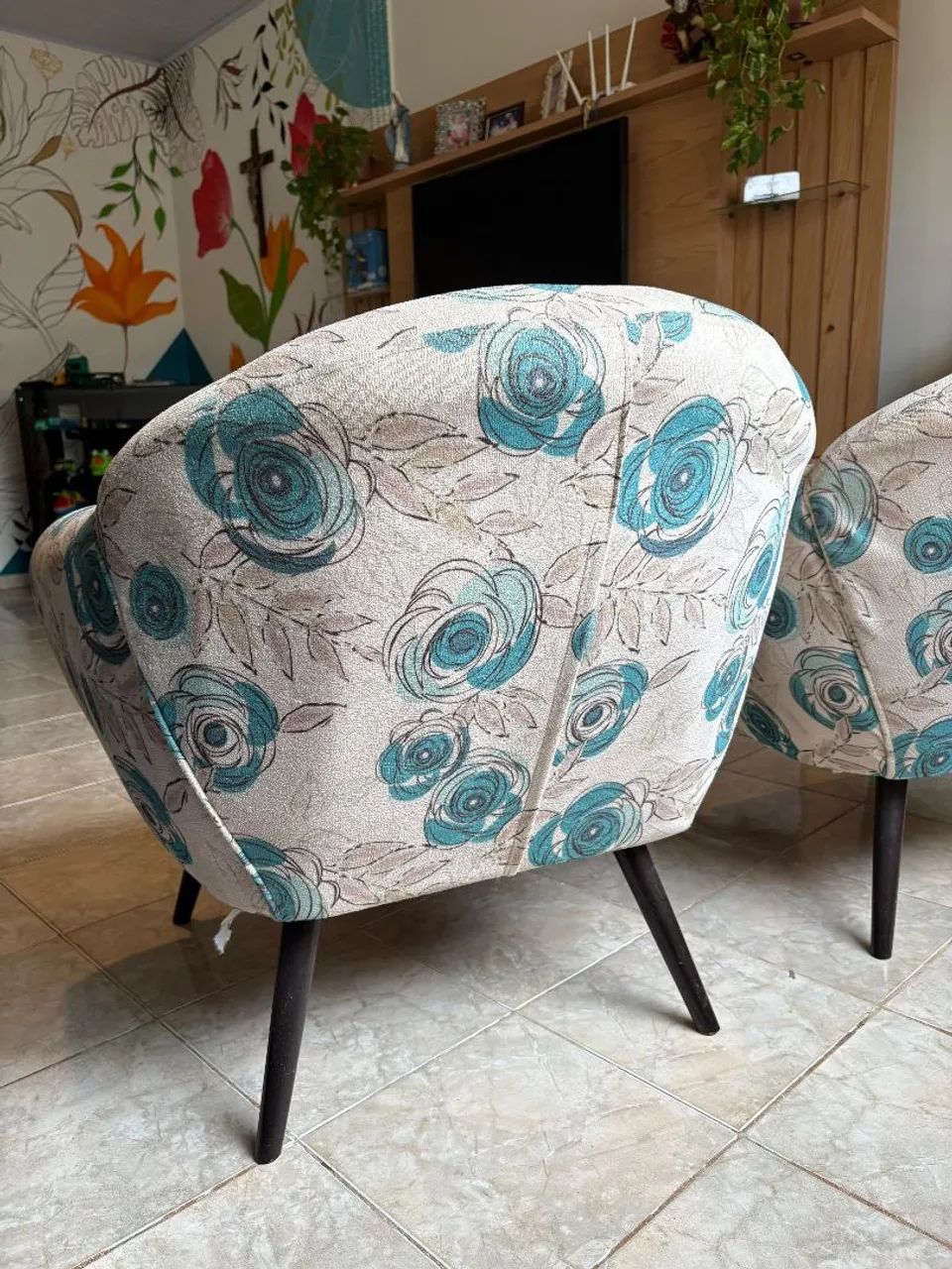 VENDO CONJUNTO DE POLTRONAS - Foto 4