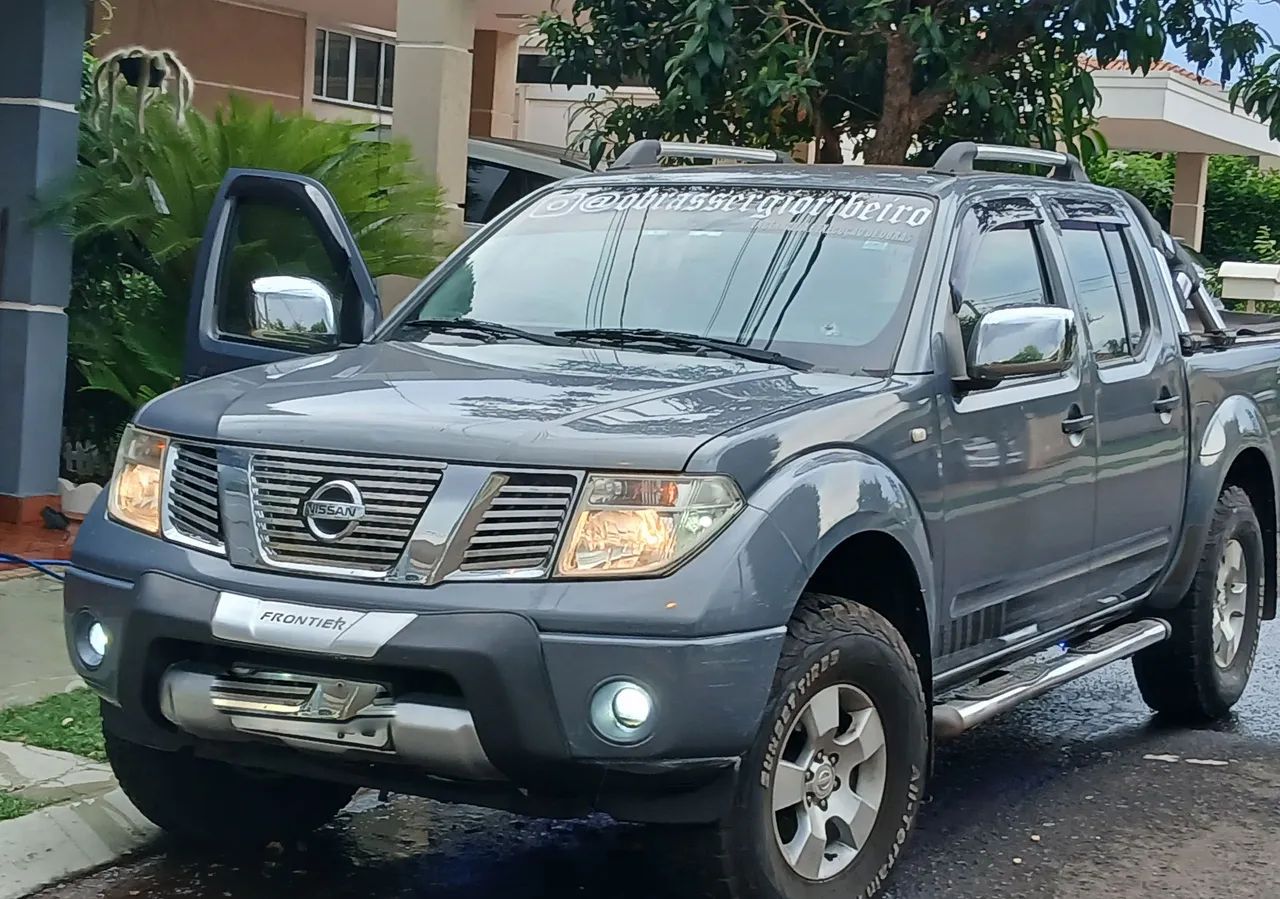 Nissan Frontier Frontier XE CD 4x2 2.5 TB Diesel 2013