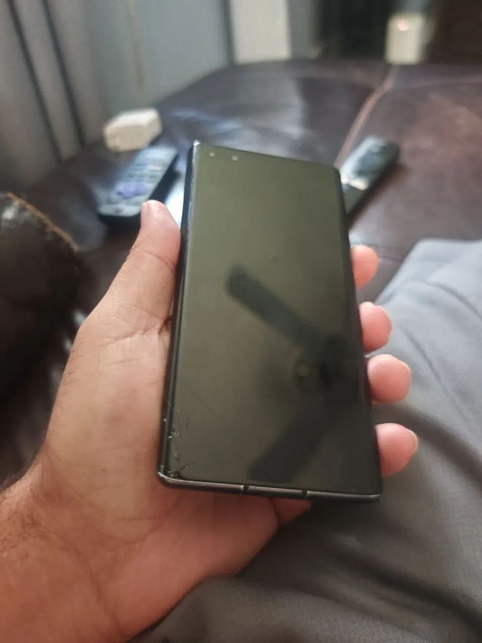 Huawei mate 40 pro, tela trincada  - Foto 2