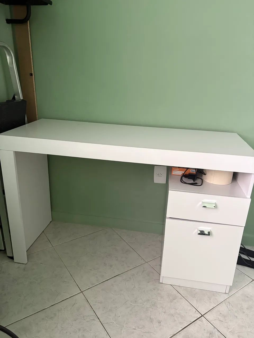 Escrivaninha  - Foto 2