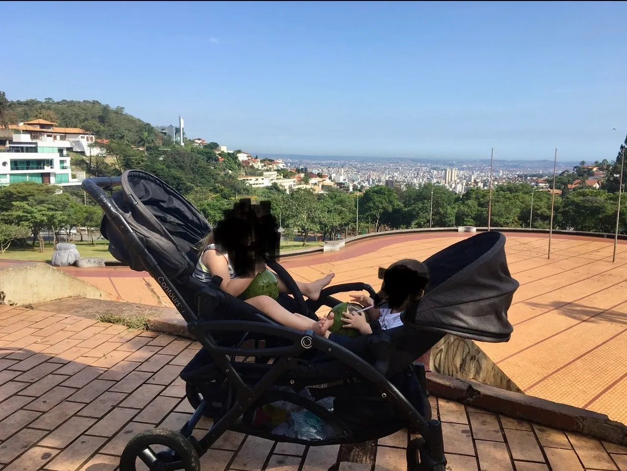 Carrinho duplo  bebe - Foto 4