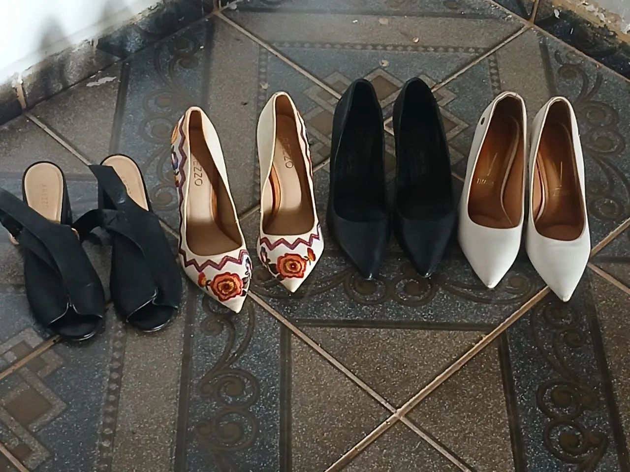 Vendo scarpins - Foto 4