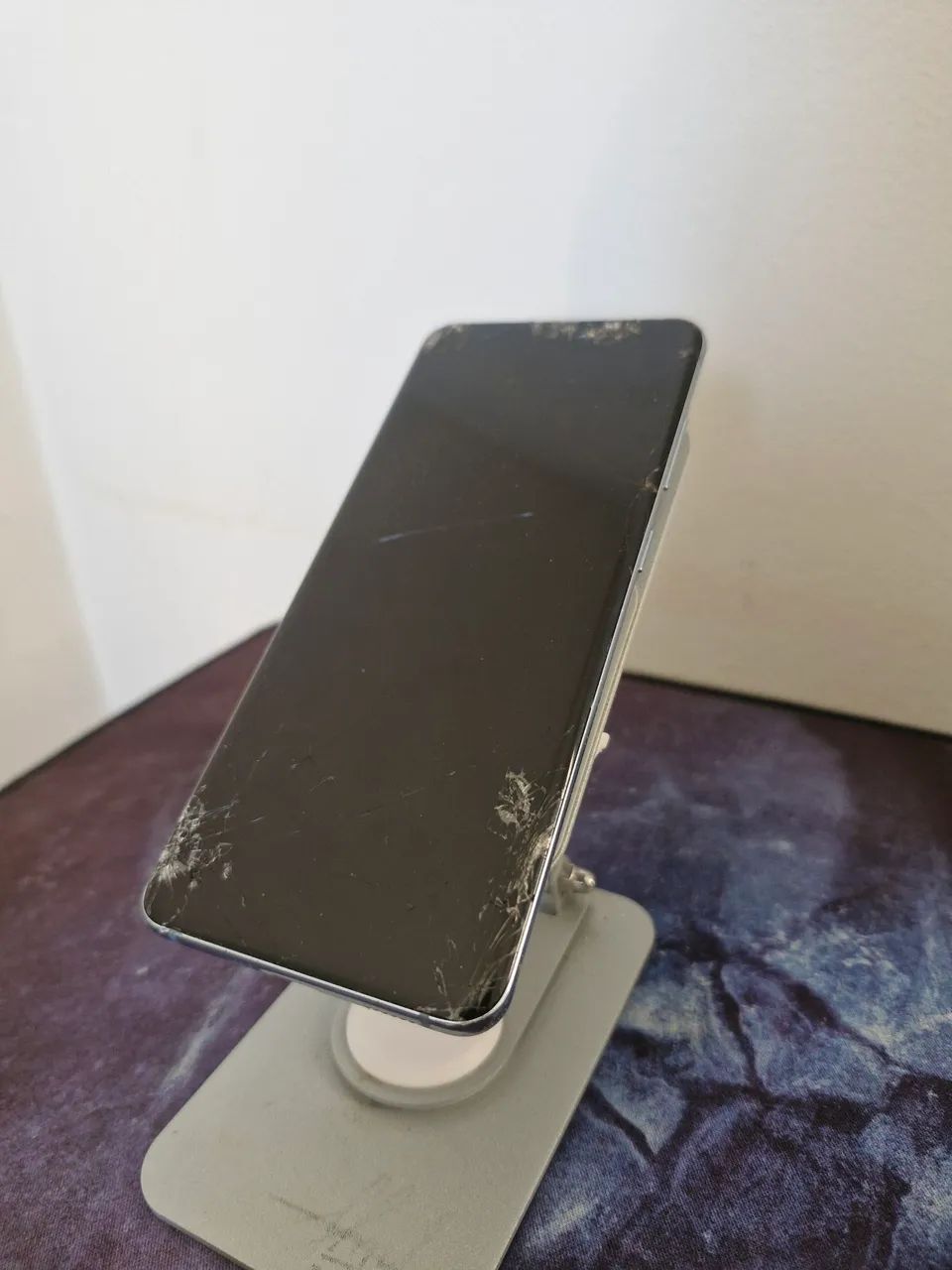 Galaxy s20 512gb ( vidro quebrado ) - Foto 2