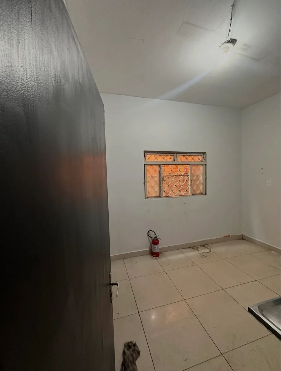 Sala comercial Avenida Bernado Sayao - Foto 5