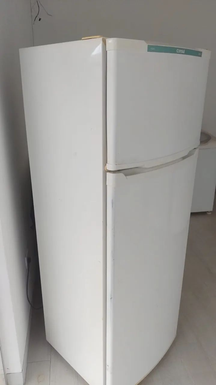 Vendo geladeira 