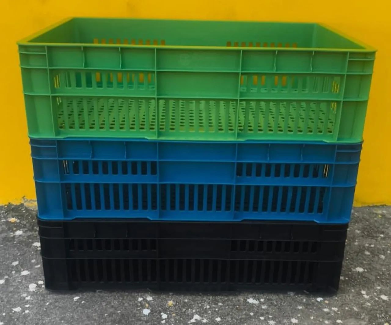 Caixa de Plástico, 33L de Capacidade - Foto 2
