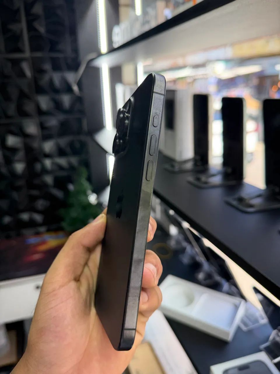 IPHONE 15 PRO MAX 256GB PROMOÇÃO  - Foto 4