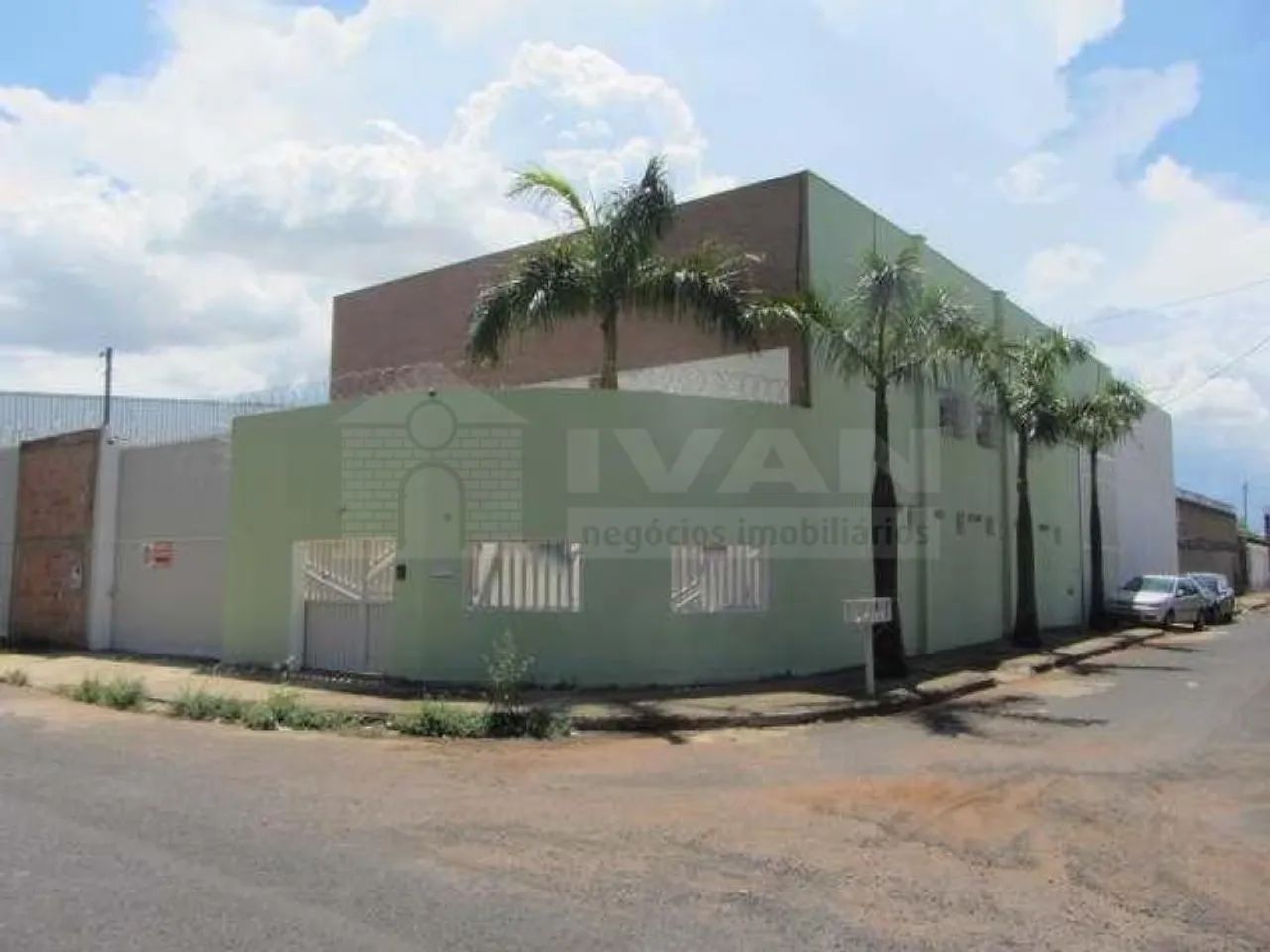 Galpão comercial para locação no bairro Santa Rosa