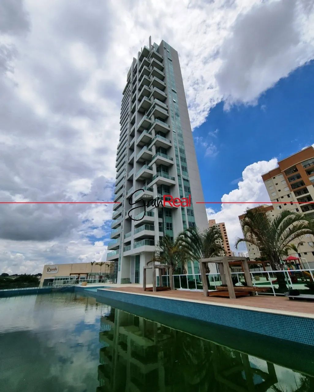 APARTAMENTO A VENDA NO EDIFICIO LE JARDIN