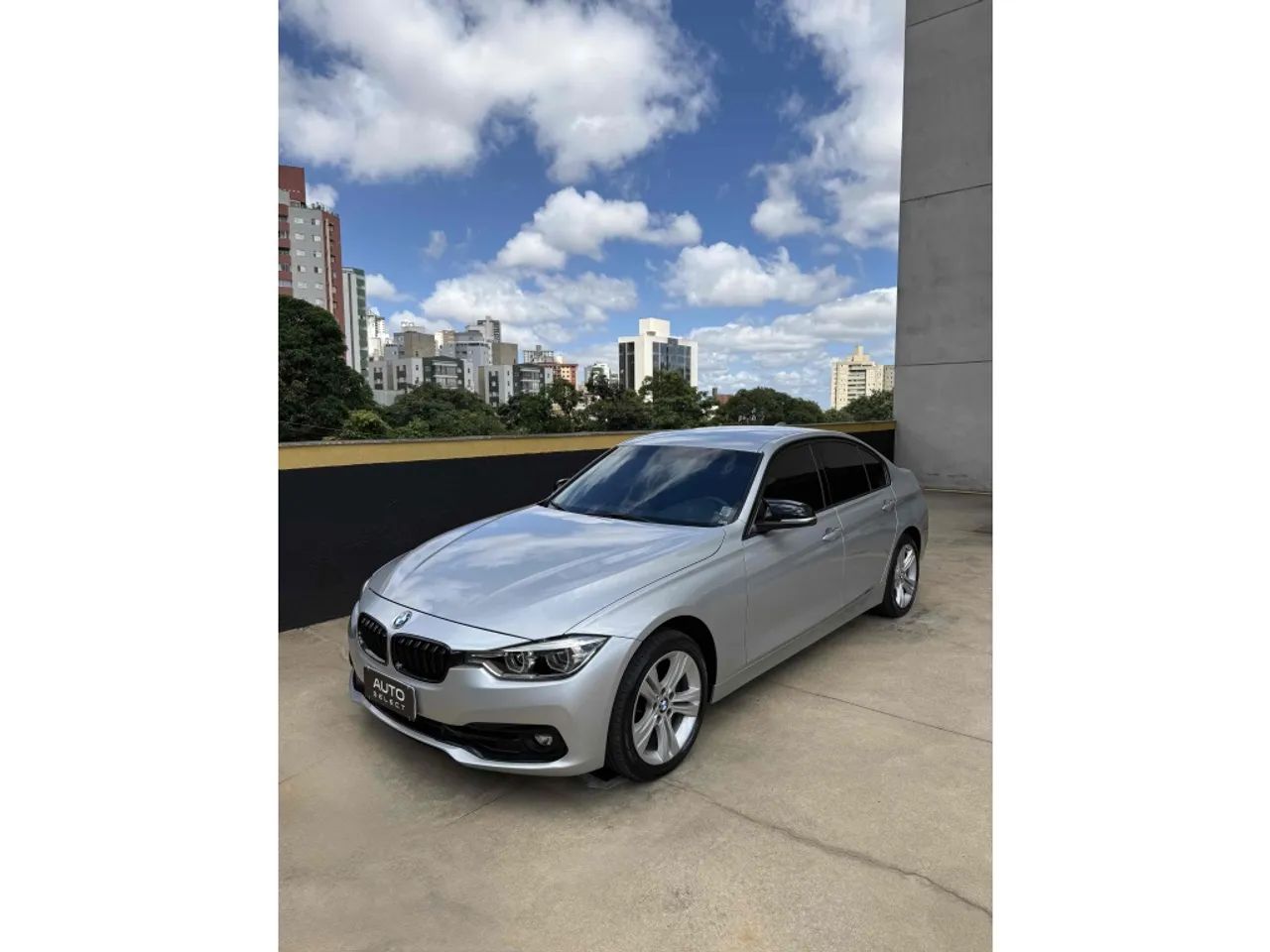 BMW 320I 2016