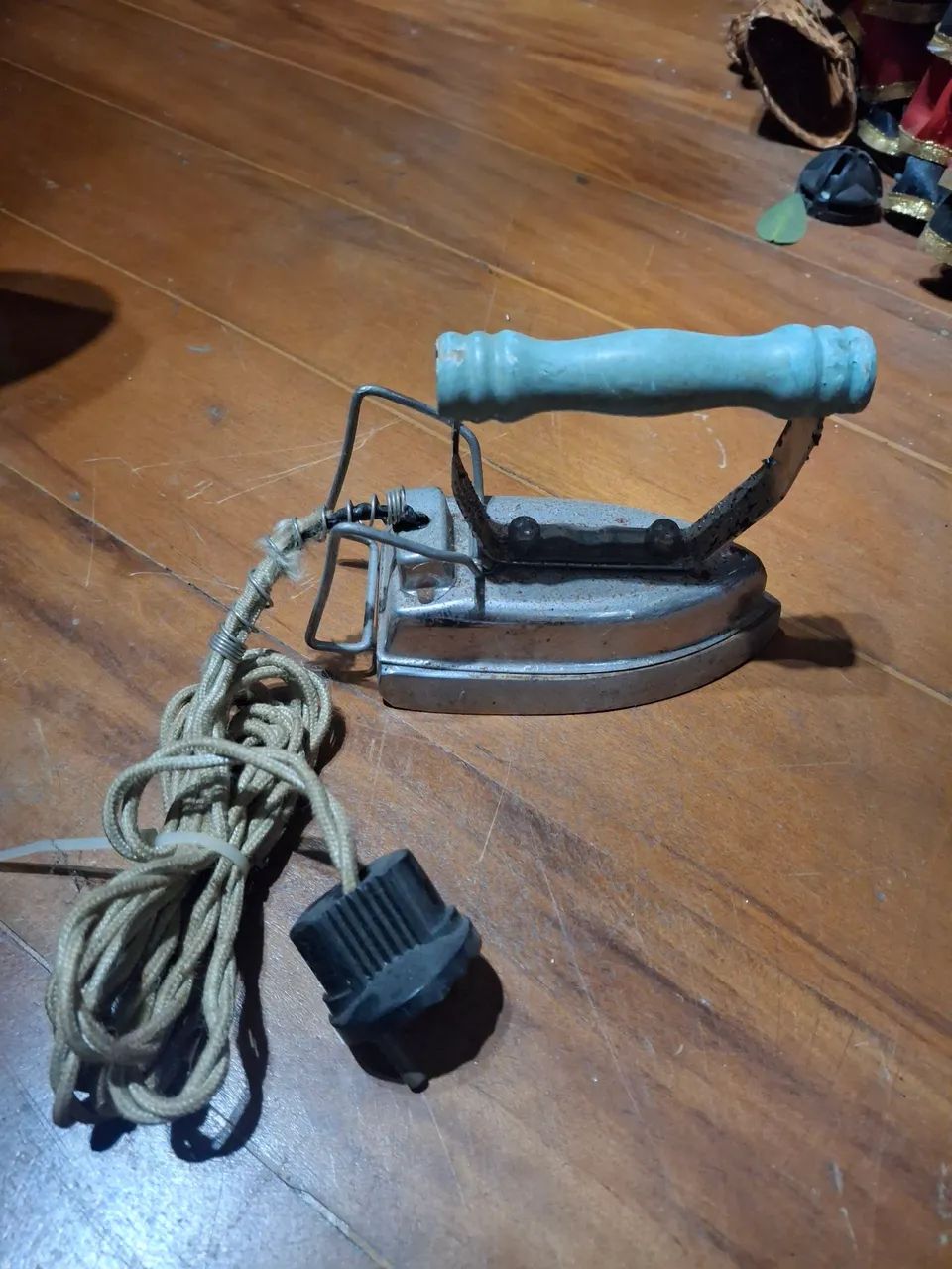 Mini Ferro antigo