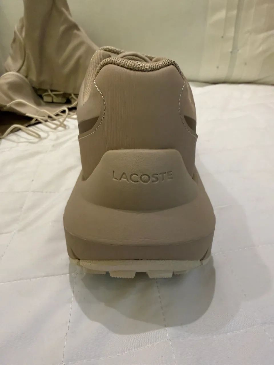 Tênis Lacoste Gaitor Runway bege  - Foto 5