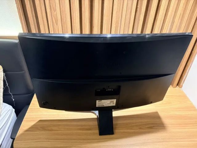 Monitor LED Curvo Samsung 27  - Foto 3