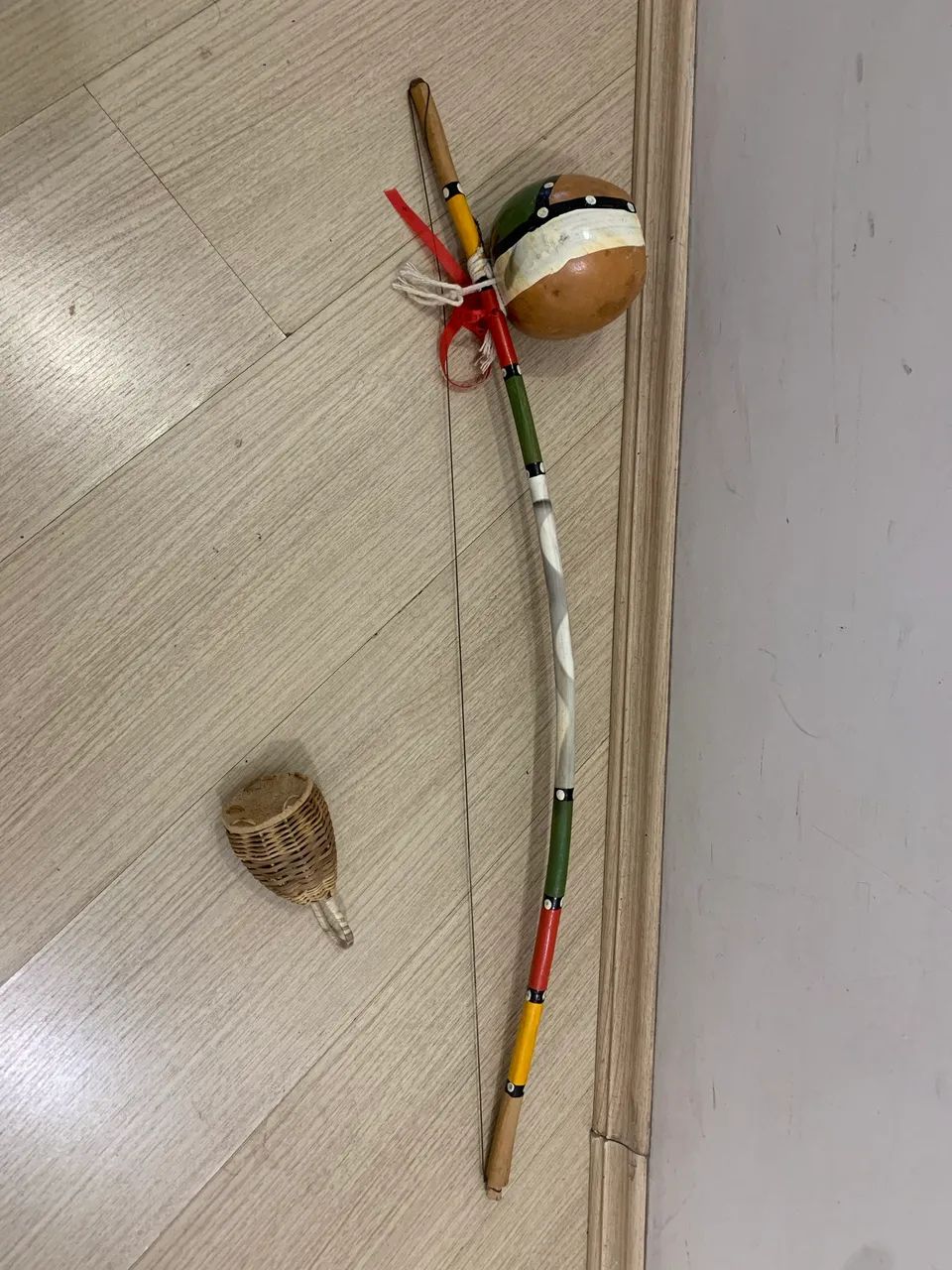 Berimbau 84cm com caxixi (de Porto Seguro) - Foto 2