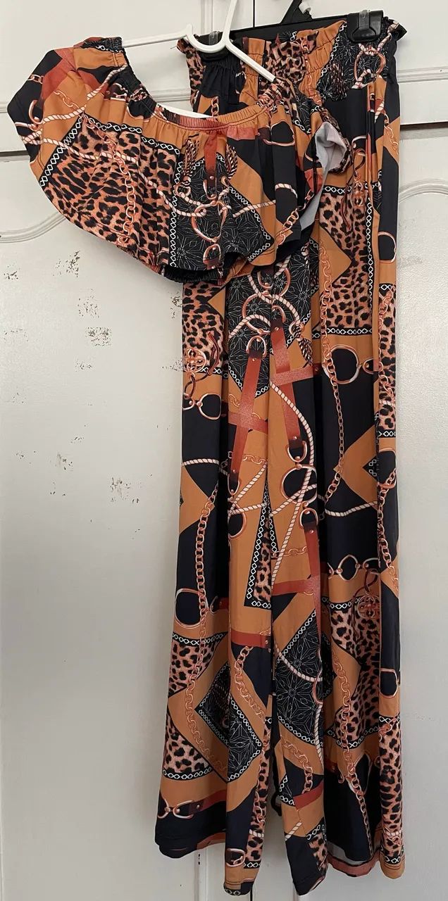 Conjunto Calça e Cropped estampado - Foto 2