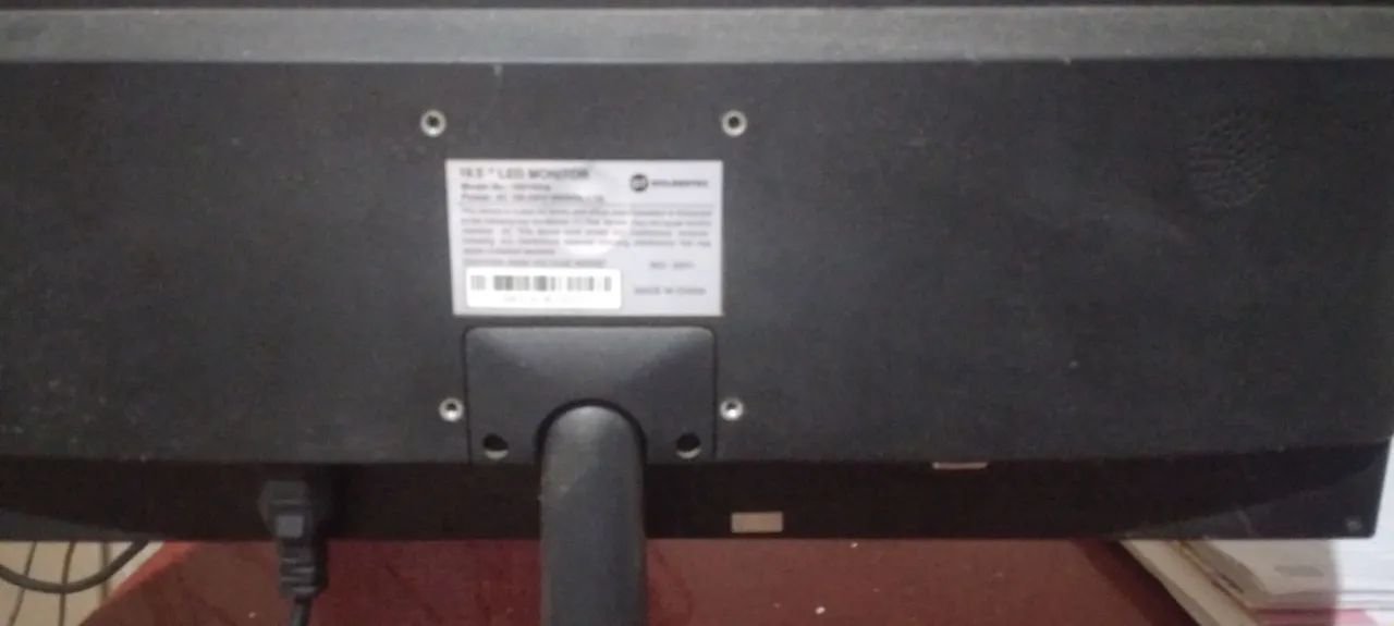 VENDO MONITOR 19.5 POLEGADAS PARA RETIRAR PEÇAS. - Foto 2