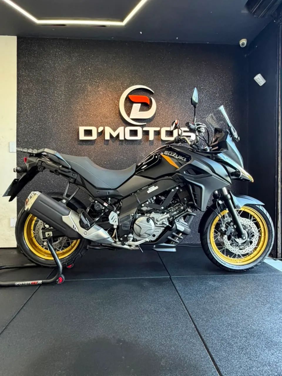 Suzuki V-STRON 650 - Foto 5