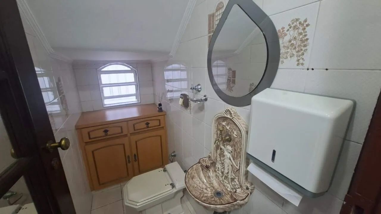 Sobrado para locação com 04 quartos e 02 vagas de garagem - Foto 5