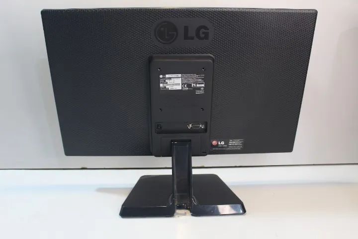 Monitor LG 20" LED - Foto 2