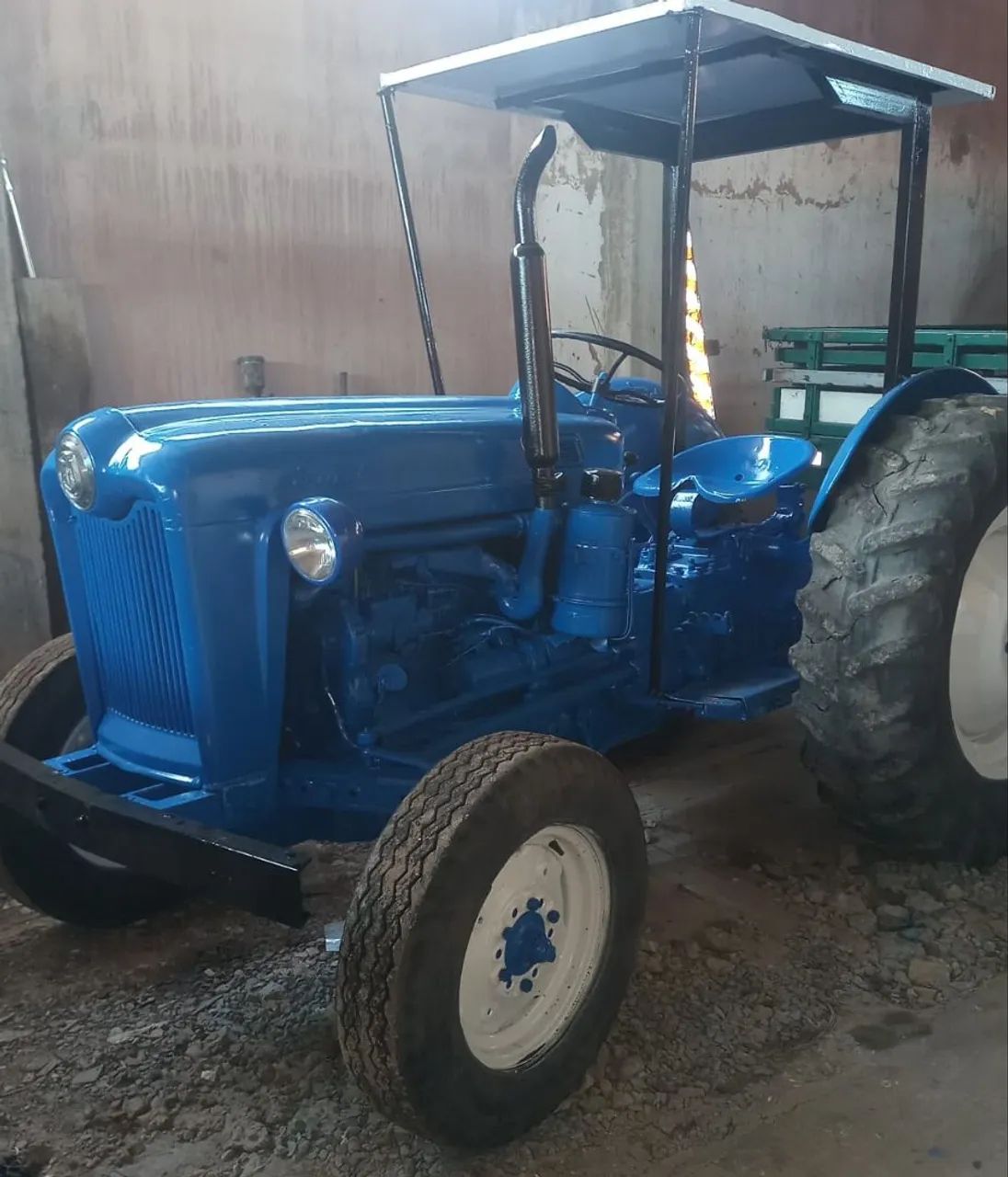 Trator Ford 