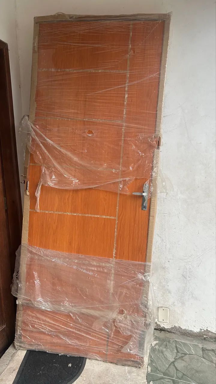 Porta em MDF 80x2.10m - Portas e Janelas - Cremação, Belém 1488786005 | OLX